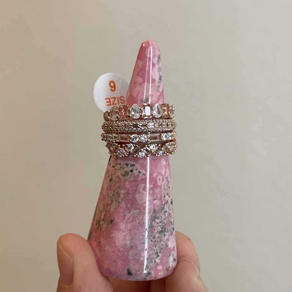 Amazing Delicates ring set - Picture 2 of 5